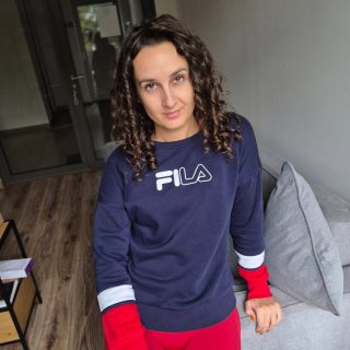 No predstavte si, po dnešnom pracovnom dni som konečne aj ja odchádzala z práce s vlasmi ako sa patrí... 😆😆 Tak sa musím...